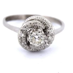 Bague en or blanc et diamant des années 40
