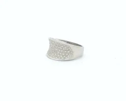 BAGUE EN OR BLANC ET DIAMANTS