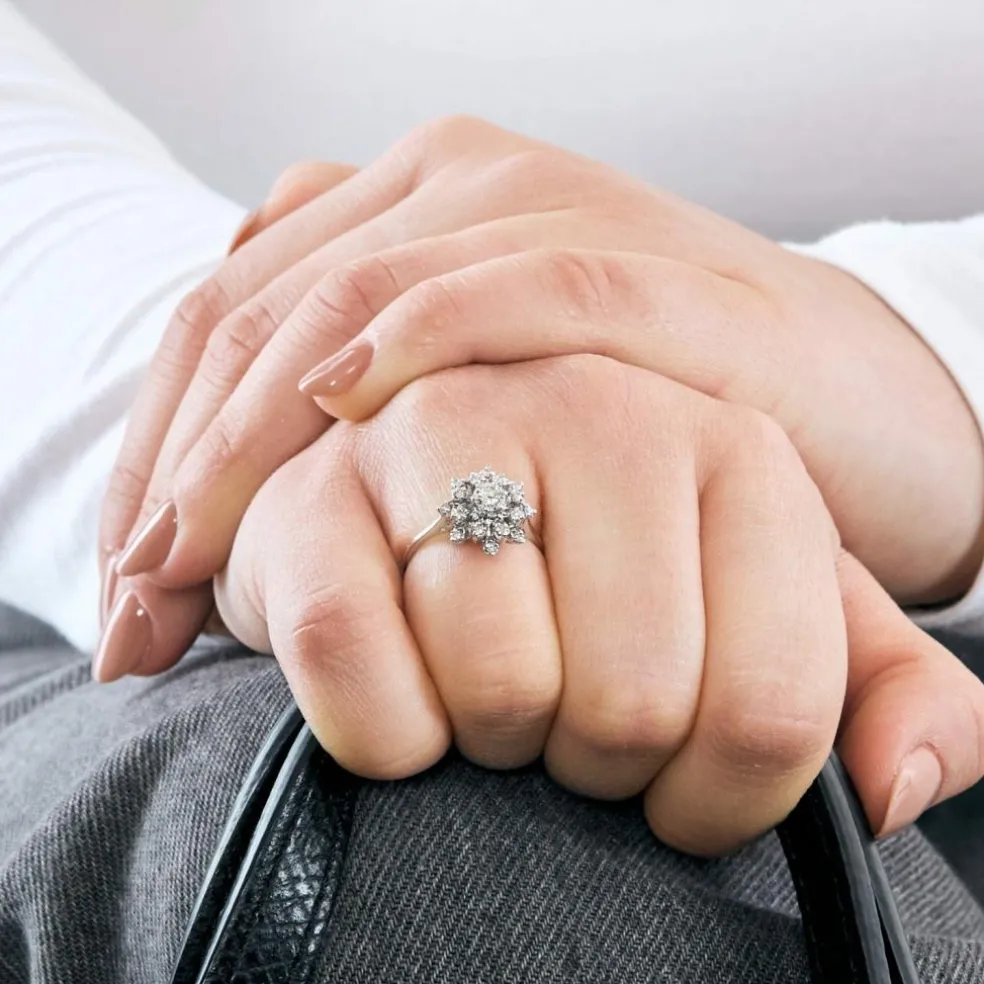 Bague en or blanc et diamants