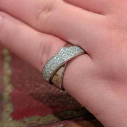 Bague en or blanc et diamants