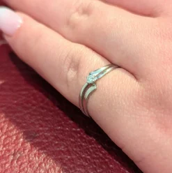 Bague en or blanc et diamant