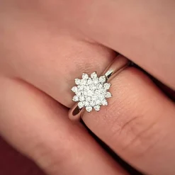 Bague en or blanc et diamants