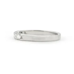 Bague en or blanc et diamant