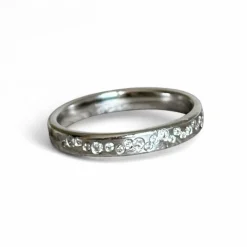 Bague en or blanc et diamants