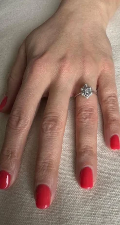 Bague en or blanc et diamants
