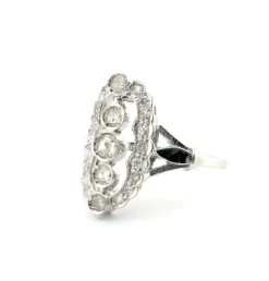 Bague en or blanc et diamants