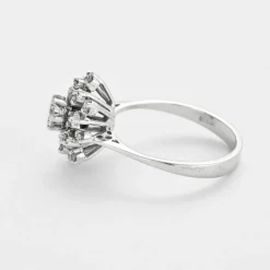 Bague en or blanc et diamants