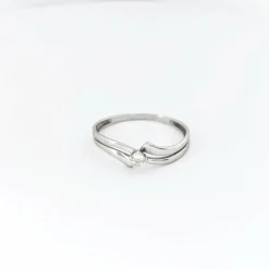 Bague en or blanc et diamant