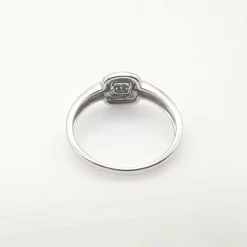 Bague en or blanc et diamants