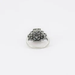 Bague en Or blanc et diamants