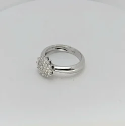 Bague en or blanc et diamants