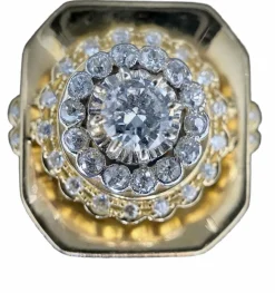Bague en or blanc et jaune sertie de 1,80 carats de diamants
