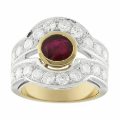 Bague en or blanc et jaune avec rubis et diamants