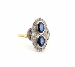 Bague en or blanc et jaune avec saphirs et diamants