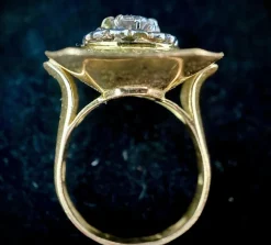 Bague en or blanc et jaune sertie de 1,80 carats de diamants