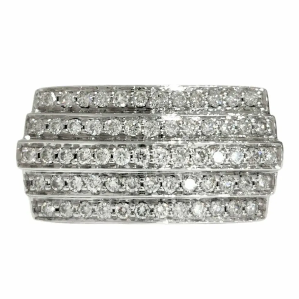 Bague en or blanc, pavage diamants