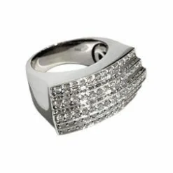 Bague en or blanc, pavage diamants