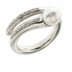 Bague en or blanc, perle d'Akoya 7-7 1/2 mm, diamants naturels