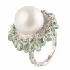 Bague en or blanc, perle, diamants, et tourmalines vertes