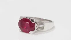 Bague en Or Blanc Rubis & Diamants