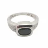 Bague en or blanc saphir et diamants