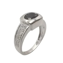 Bague en or blanc saphir et diamants