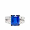 Bague en or blanc sertie d'un saphir et de diamants
