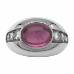 Bague en or blanc, tourmaline rose et diamants.