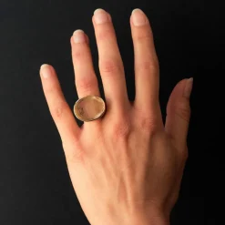 Bague en or camée sur quartz