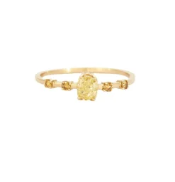 Bague en or et diamants de couleurs