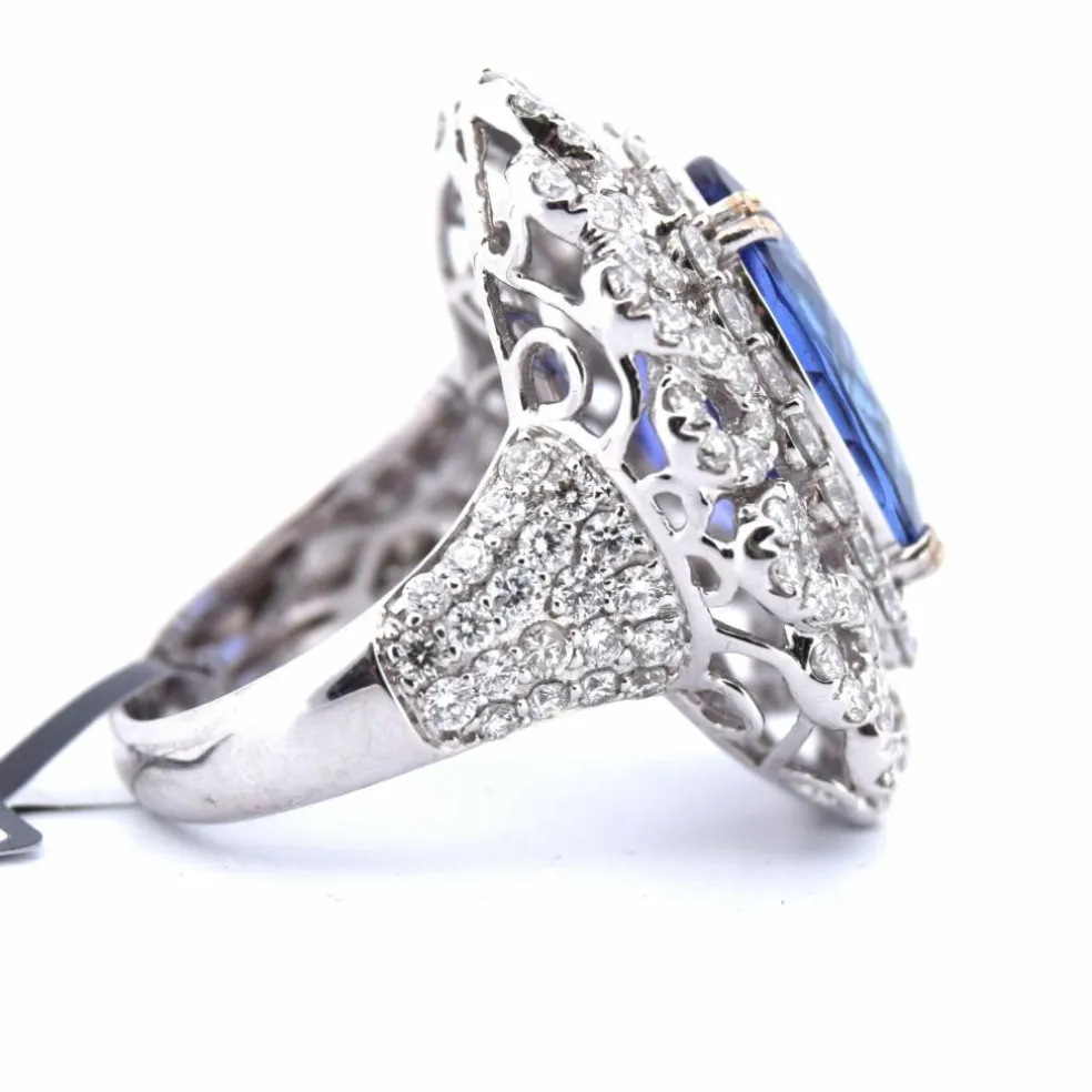 Bague en or et diamants tanzanite
