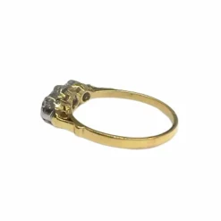 Bague en or et platine avec diamants