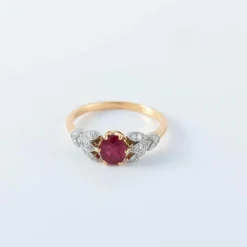 Bague en or et rubis
