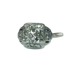 Bague en or gris et diamants, époque art déco