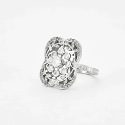 Bague en or gris et diamants