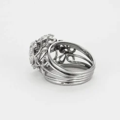 Bague en or gris et diamant