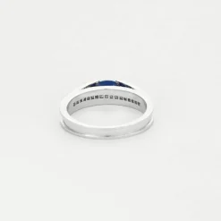 Bague en or gris saphir et diamants