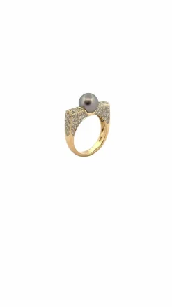 Bague en or jaune 18 carats diamants et perle de Tahiti