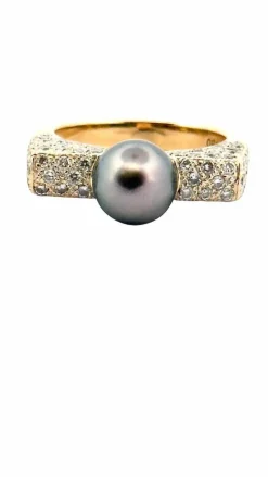 Bague en or jaune 18 carats diamants et perle de Tahiti