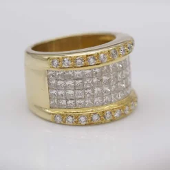 Bague en or jaune 18 carats avec diamants CELION