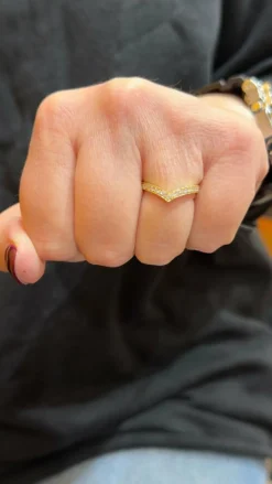 Bague en or jaune 18 carats et diamants