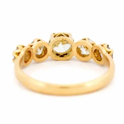 Bague en or jaune 18 carats avec diamants