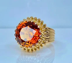 Bague en or jaune 18 carats et citrine Madère