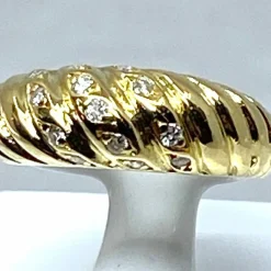 Bague en Or jaune & diamants