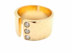 Bague en or jaune 750 mil et diamants