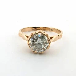 Bague en or jaune avec diamant