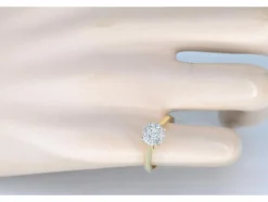 Bague en or jaune avec diamant