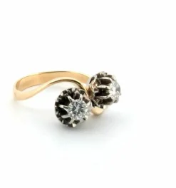 Bague en or jaune avec diamants