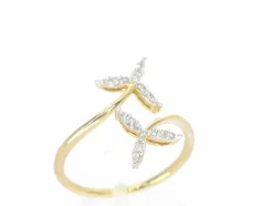 Bague en or jaune avec diamants