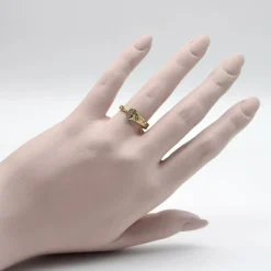 Bague en or jaune avec diamants